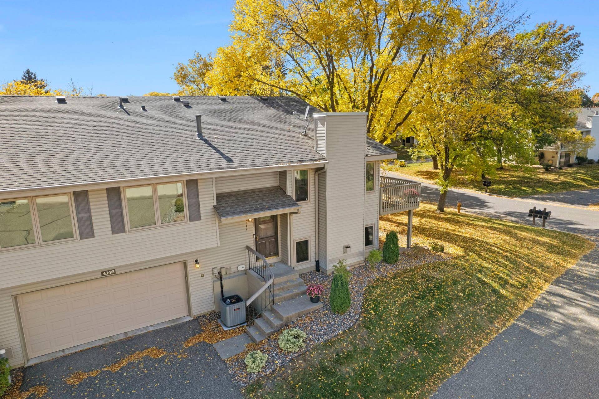 4146 Goldenrod Lane N, Plymouth, MN 55441 4146 Goldenrod Lane N, Plymouth, MN 55441