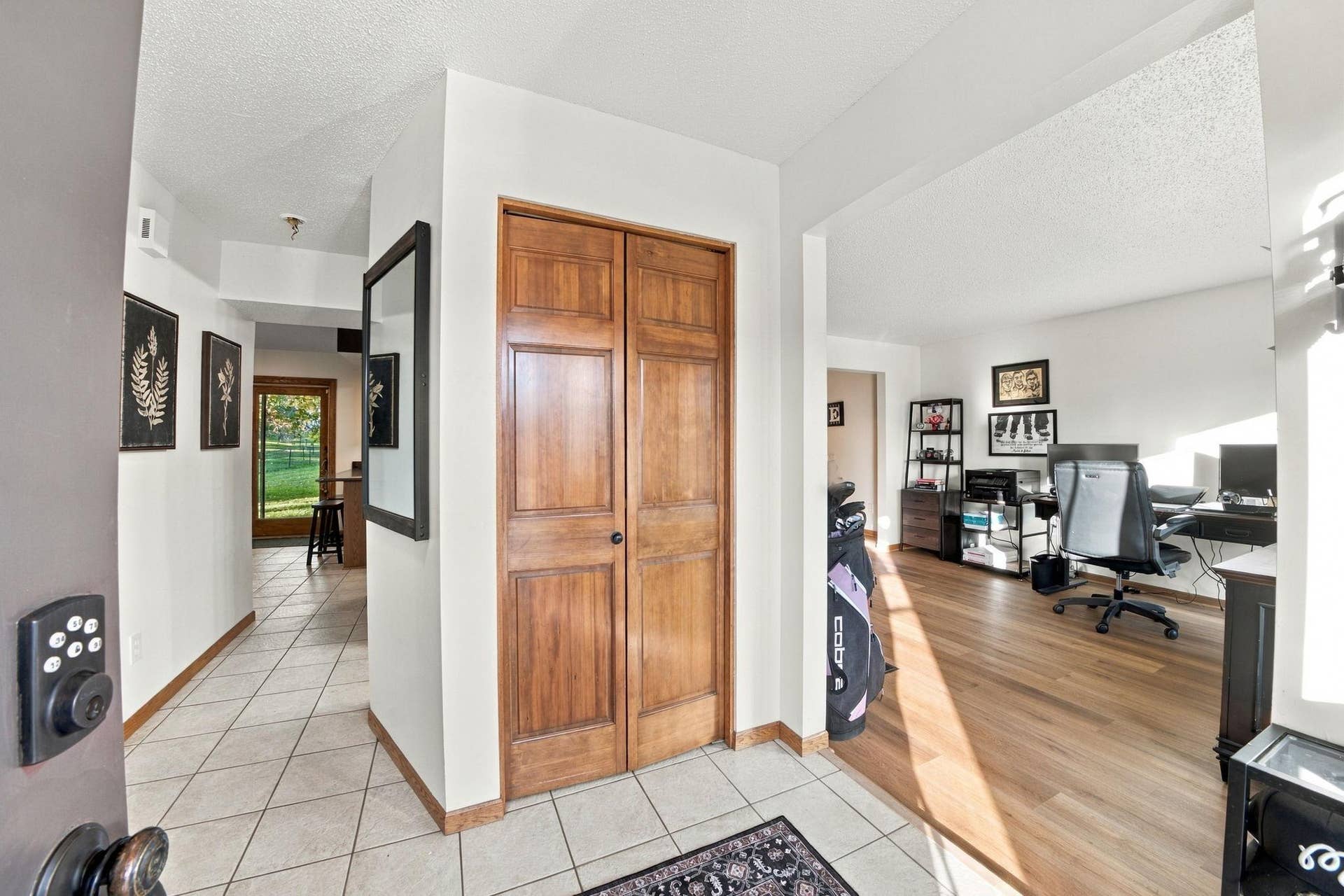 9078 Sierra Road, Woodbury, MN 55125 15-web-or-mls-_DSF1072.jpg