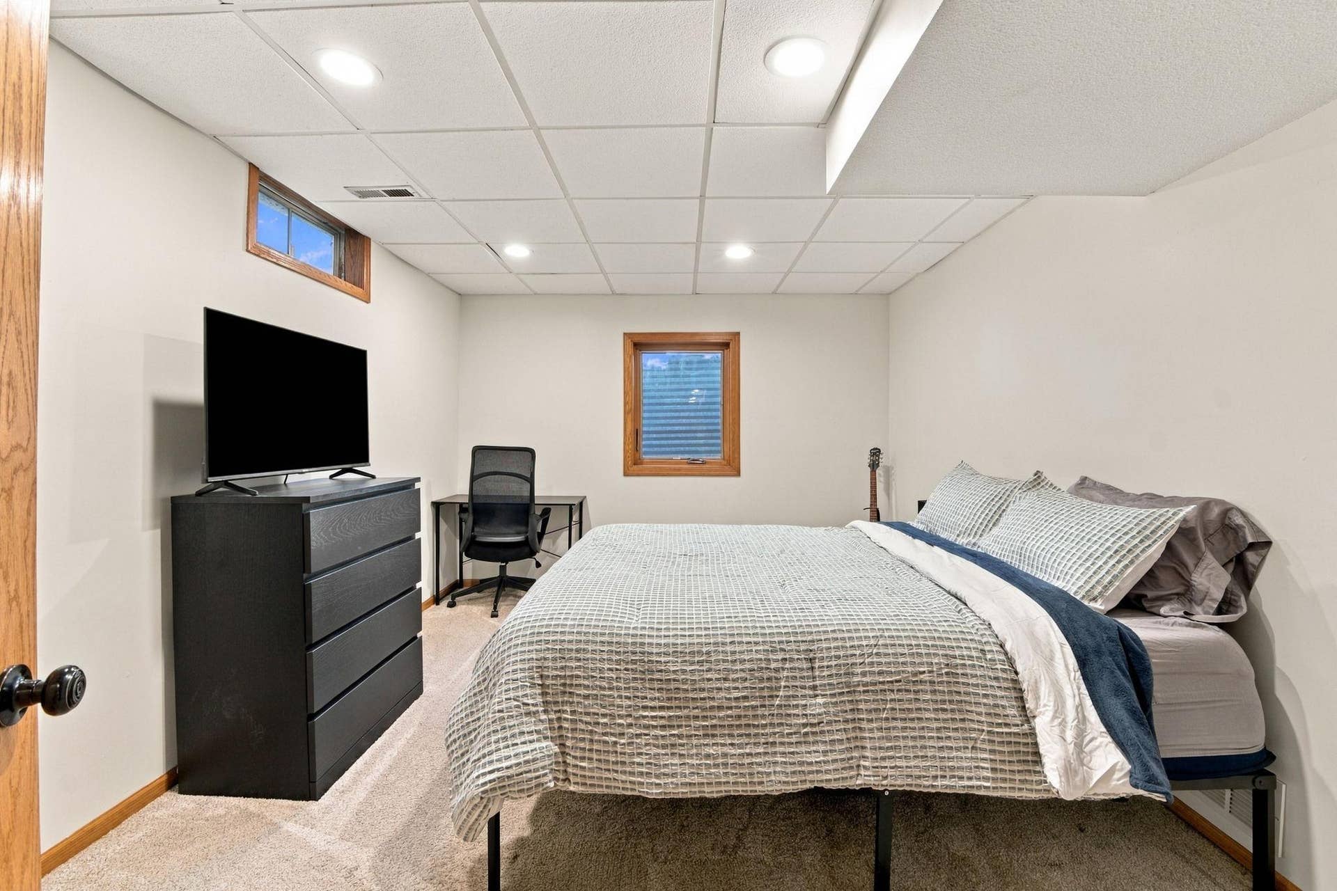 9078 Sierra Road, Woodbury, MN 55125 22-web-or-mls-_DSF1021.jpg