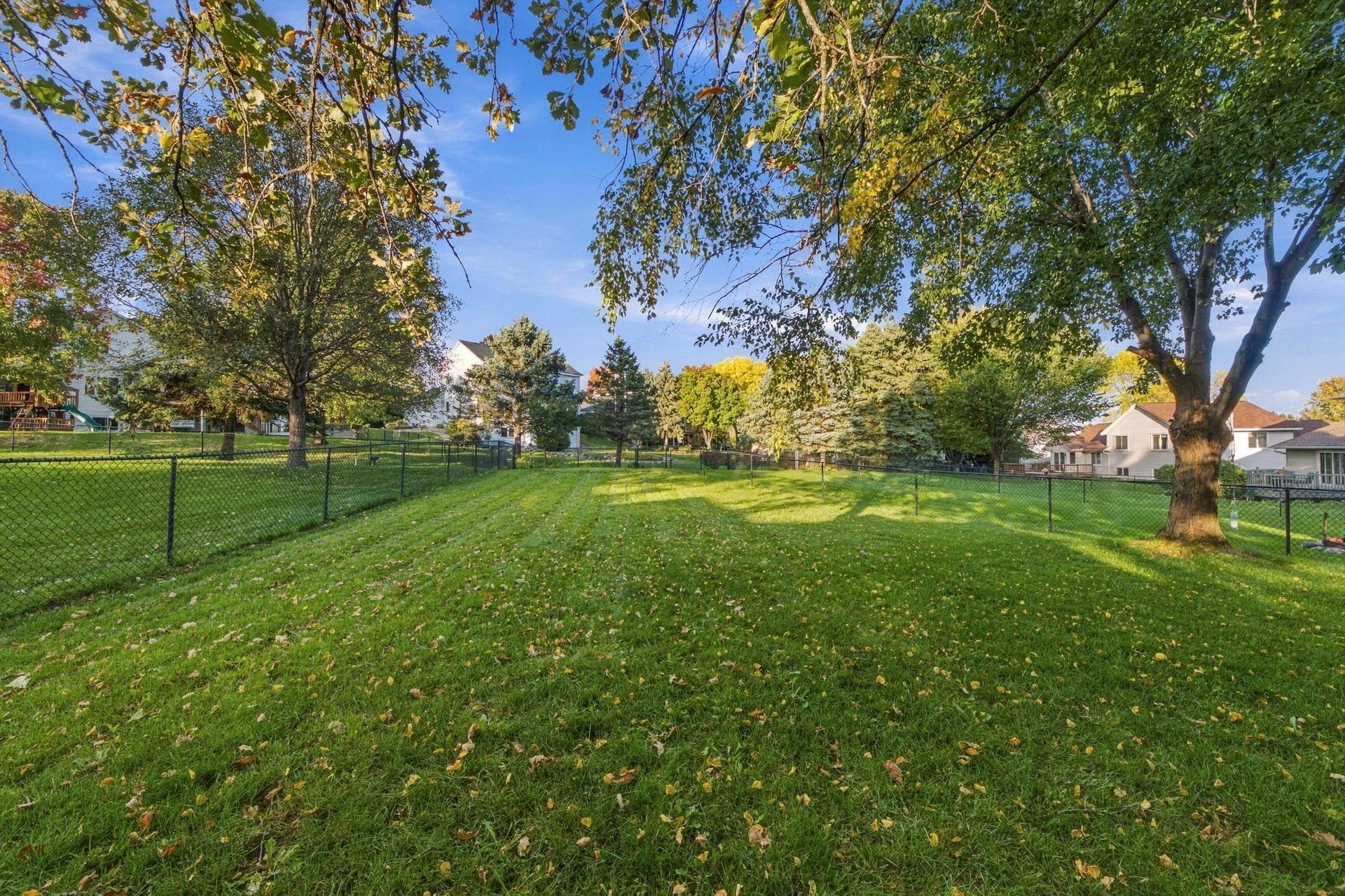 9078 Sierra Road, Woodbury, MN 55125 31-web-or-mls-_DSF1090.jpg