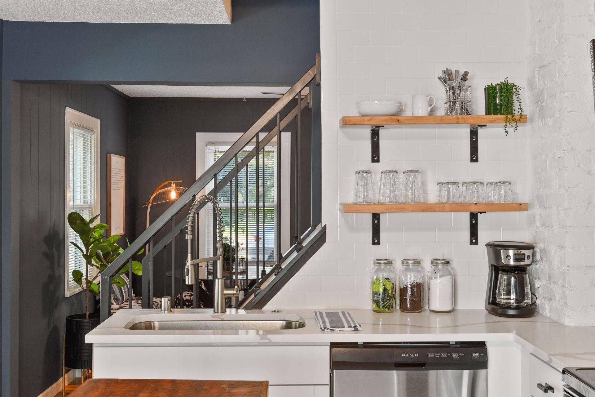500 Williams street - The HoM Group  - 0020.jpg