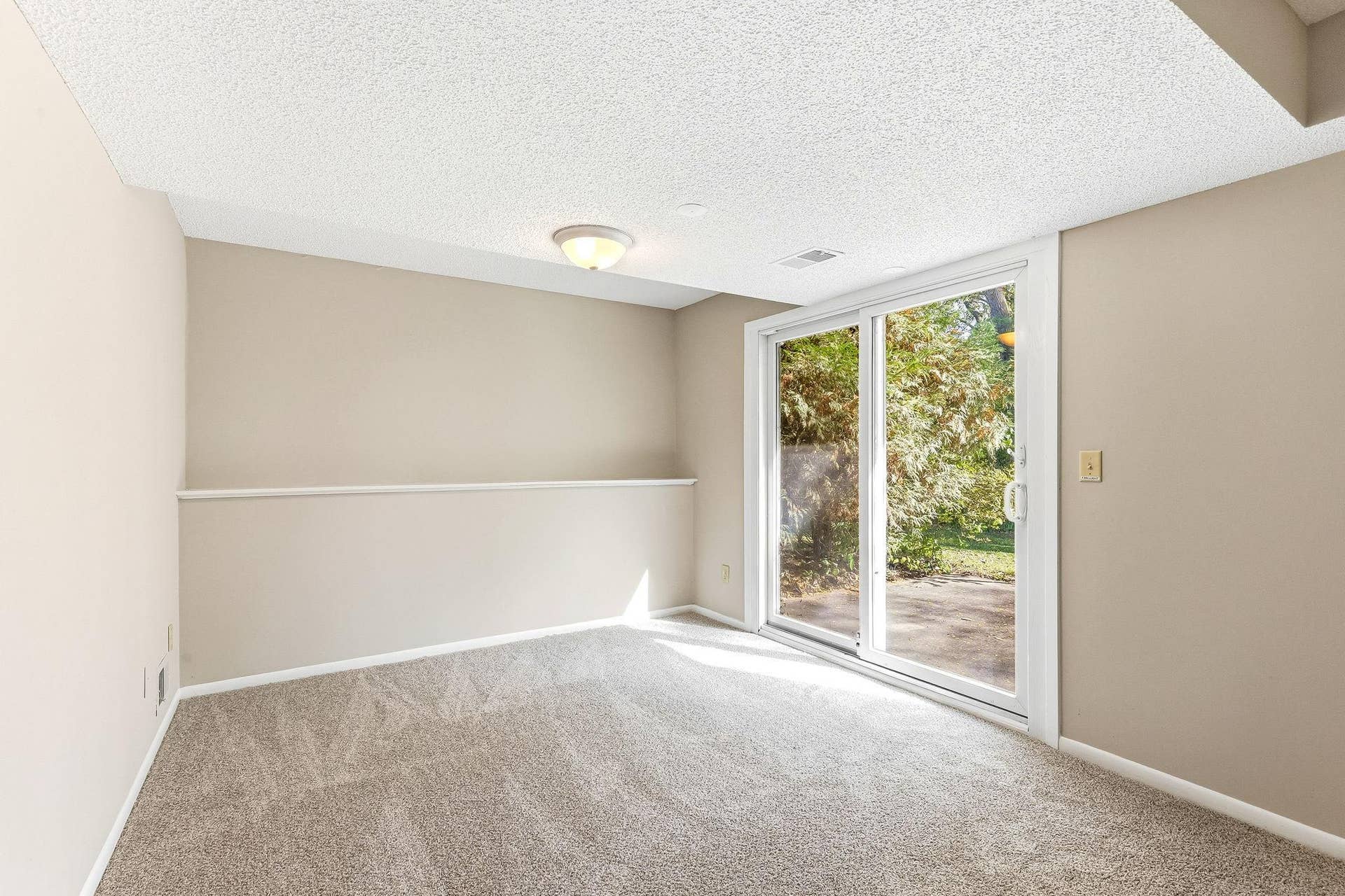 13205 W Manor Boulevard, Burnsville, MN 55337 13205 W Manor Boulevard, Burnsville, MN 55337