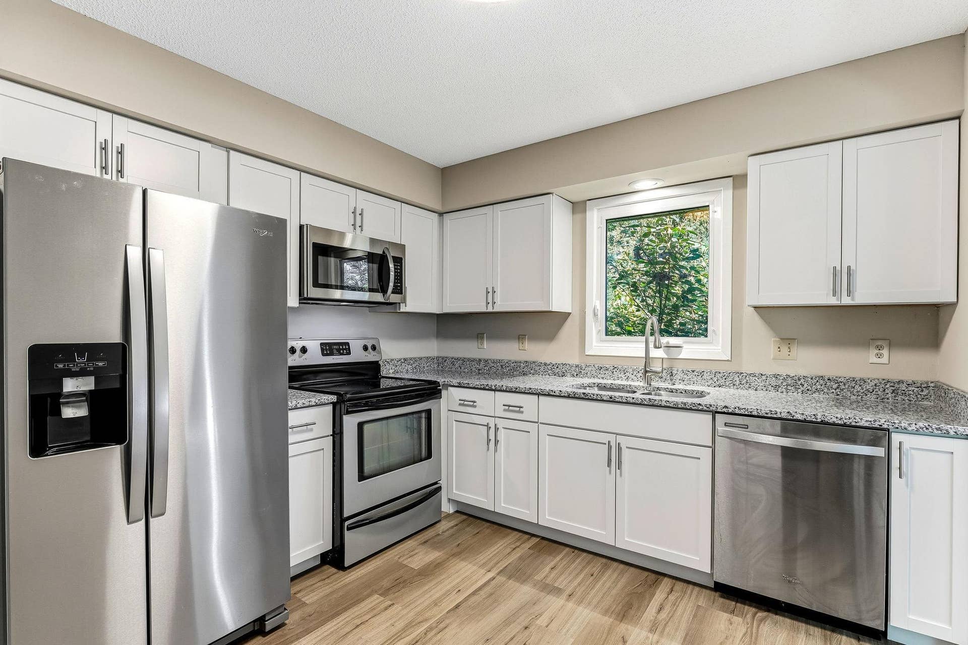13205 W Manor Boulevard, Burnsville, MN 55337 13205 W Manor Boulevard, Burnsville, MN 55337