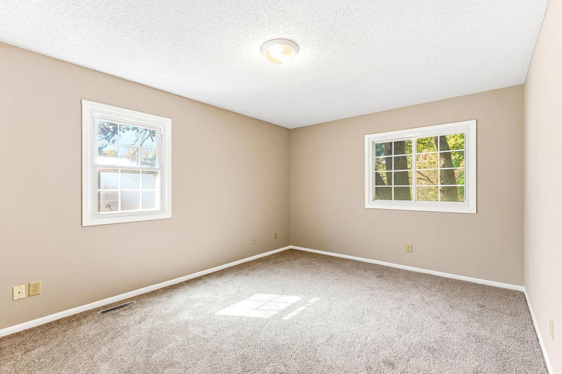 13205 W Manor Boulevard, Burnsville, MN 55337 13205 W Manor Boulevard, Burnsville, MN 55337