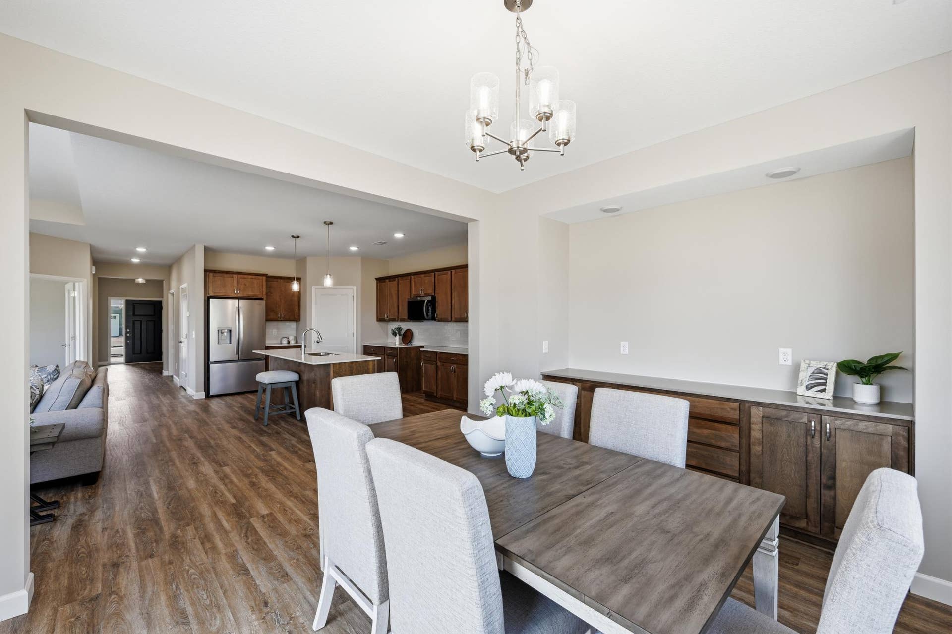 Dining - The Waterford Villa at 834 Walnut Grove Lane in Oakview Ridge!