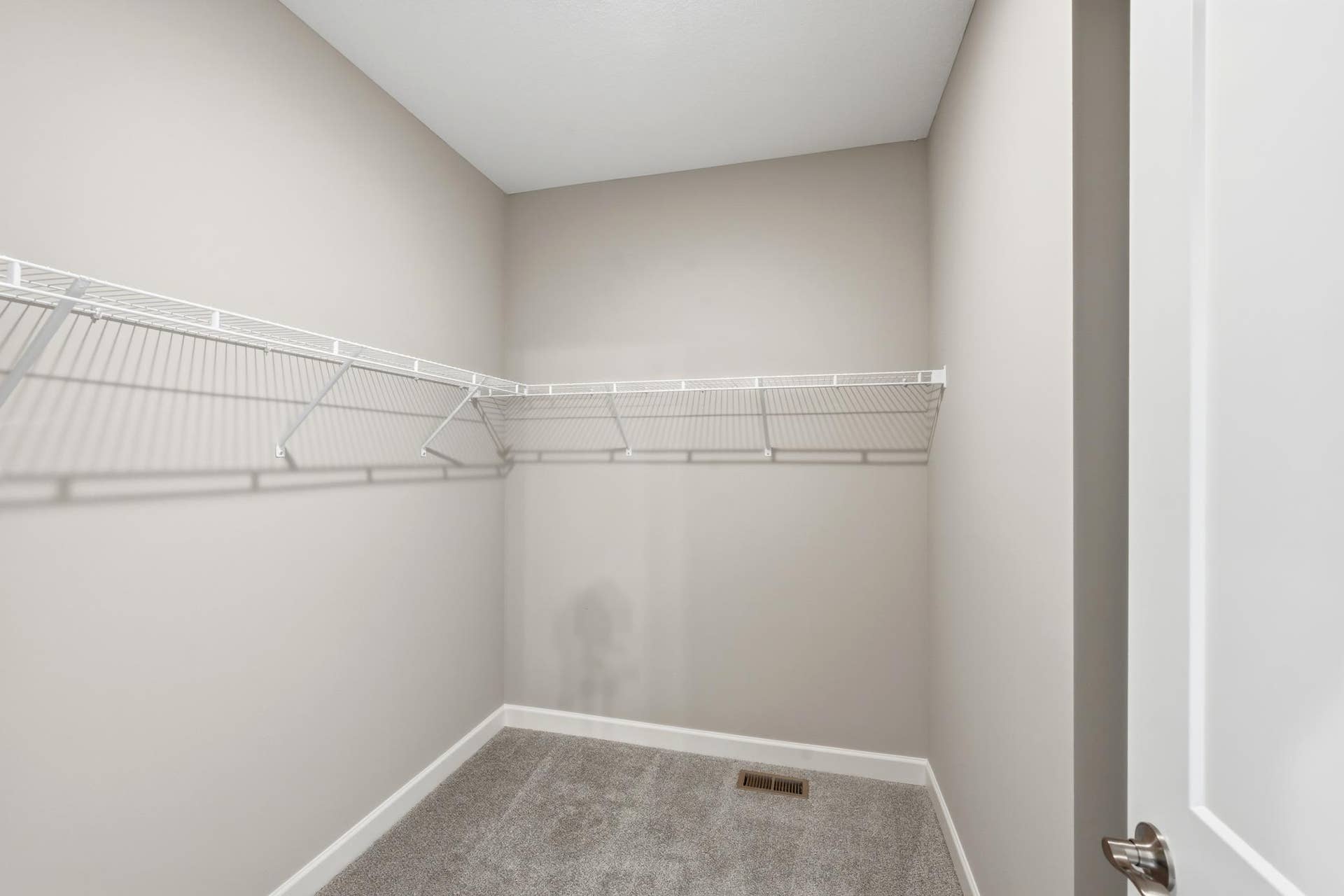 937 Kepler Avenue NE, Hanover, MN 55341 Primary Suite - The Madison at 937 Kepler Ave NE in Oakview Ridge!
