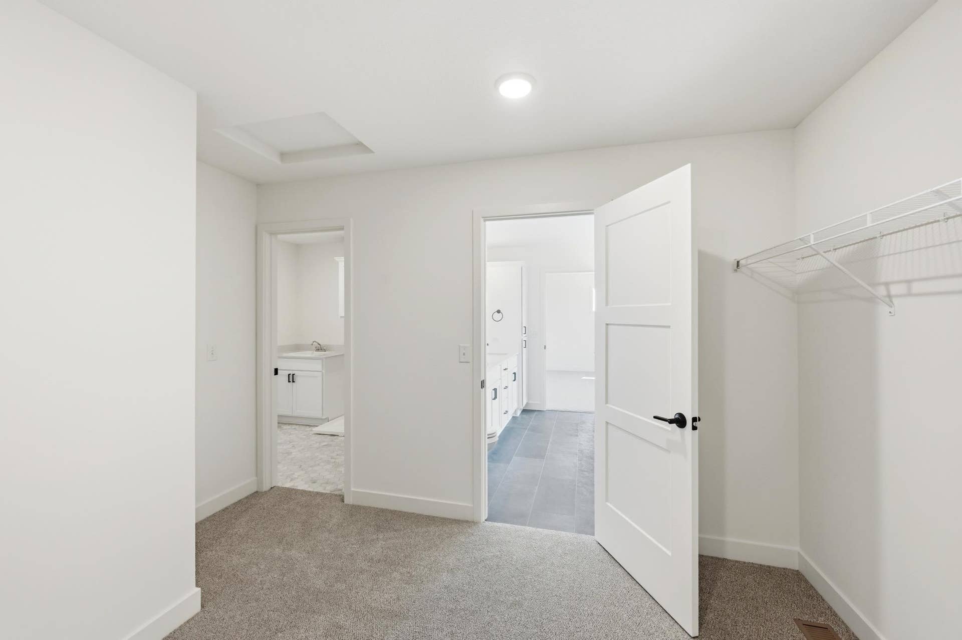 819 Walnut Grove Lane, Hanover, MN 55341 Primary Suite - The Brookview at 819 Walnut Grove Lane in Oakview Ridge!