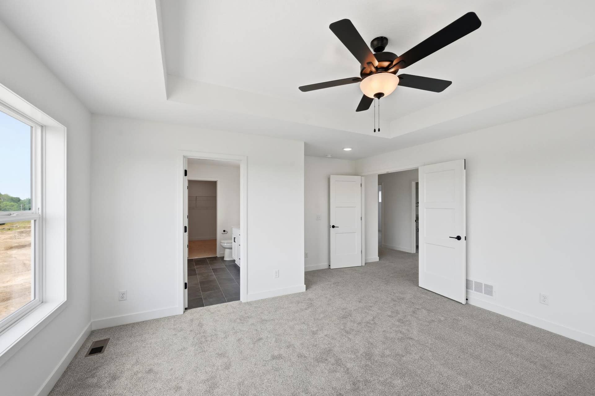 819 Walnut Grove Lane, Hanover, MN 55341 Primary Suite - The Brookview at 819 Walnut Grove Lane in Oakview Ridge!
