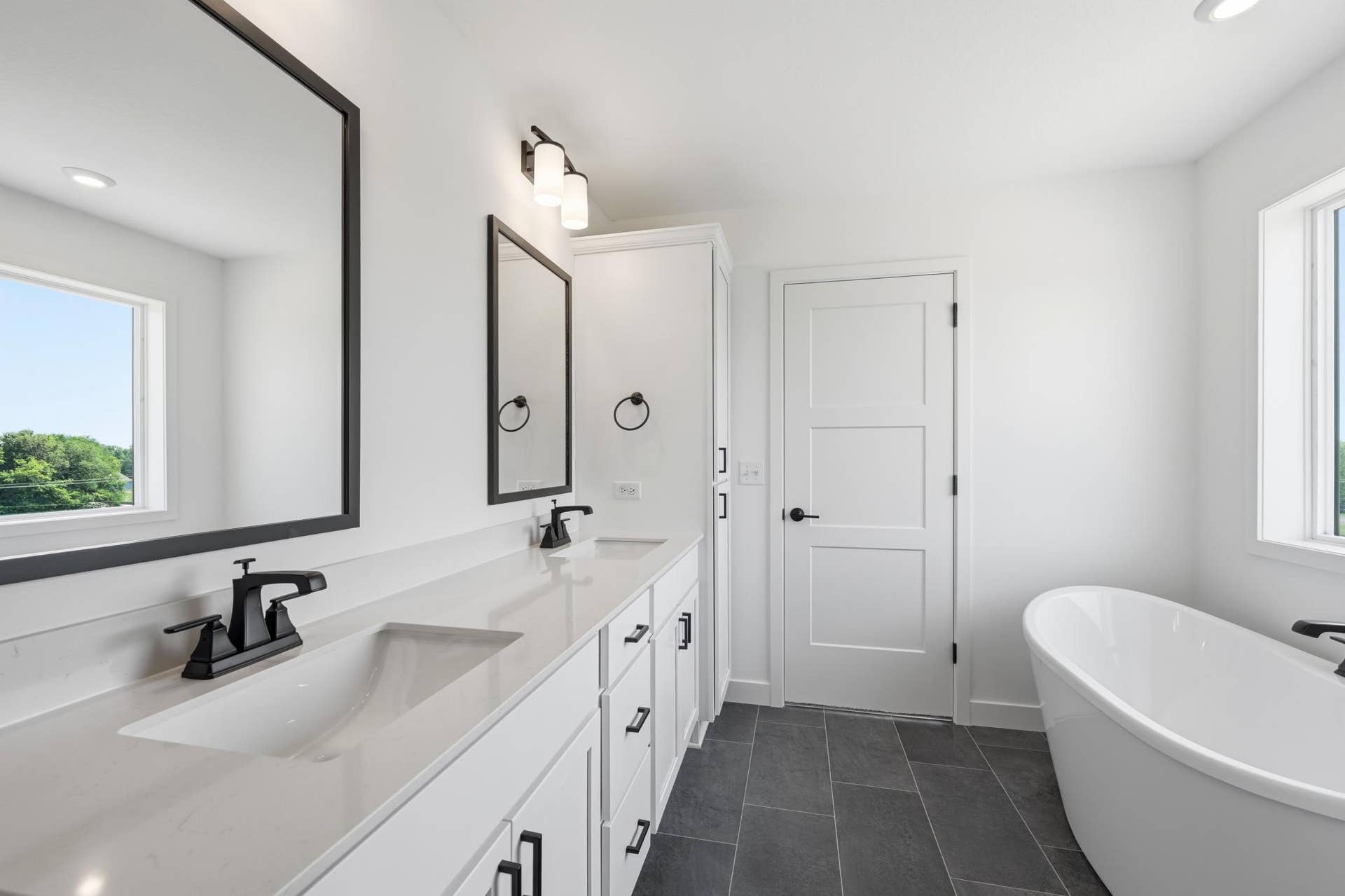 819 Walnut Grove Lane, Hanover, MN 55341 Primary Suite - The Brookview at 819 Walnut Grove Lane in Oakview Ridge!