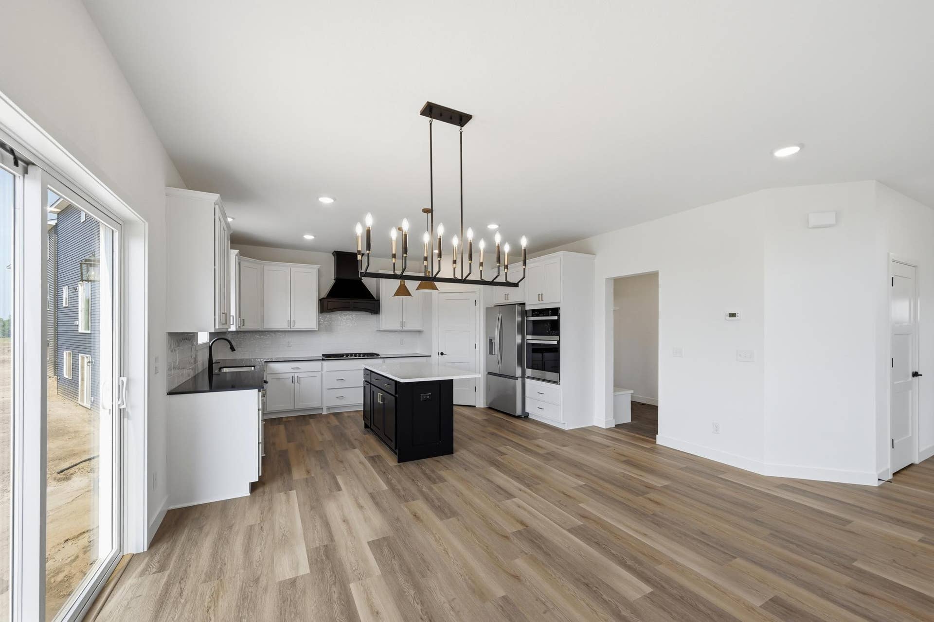 819 Walnut Grove Lane, Hanover, MN 55341 Dining - The Brookview at 819 Walnut Grove Lane in Oakview Ridge!