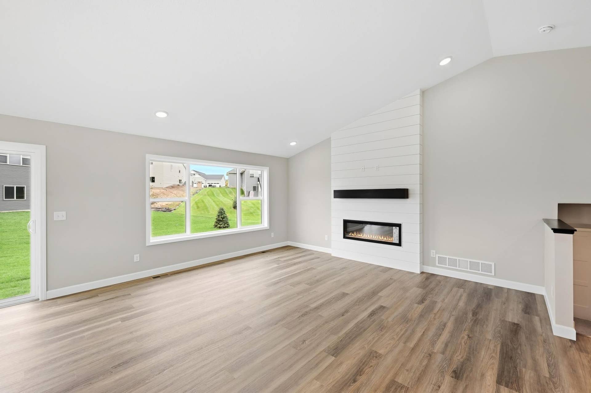 Living Room - The Crestview at 810 Walnut Ct in Oakview Ridge!