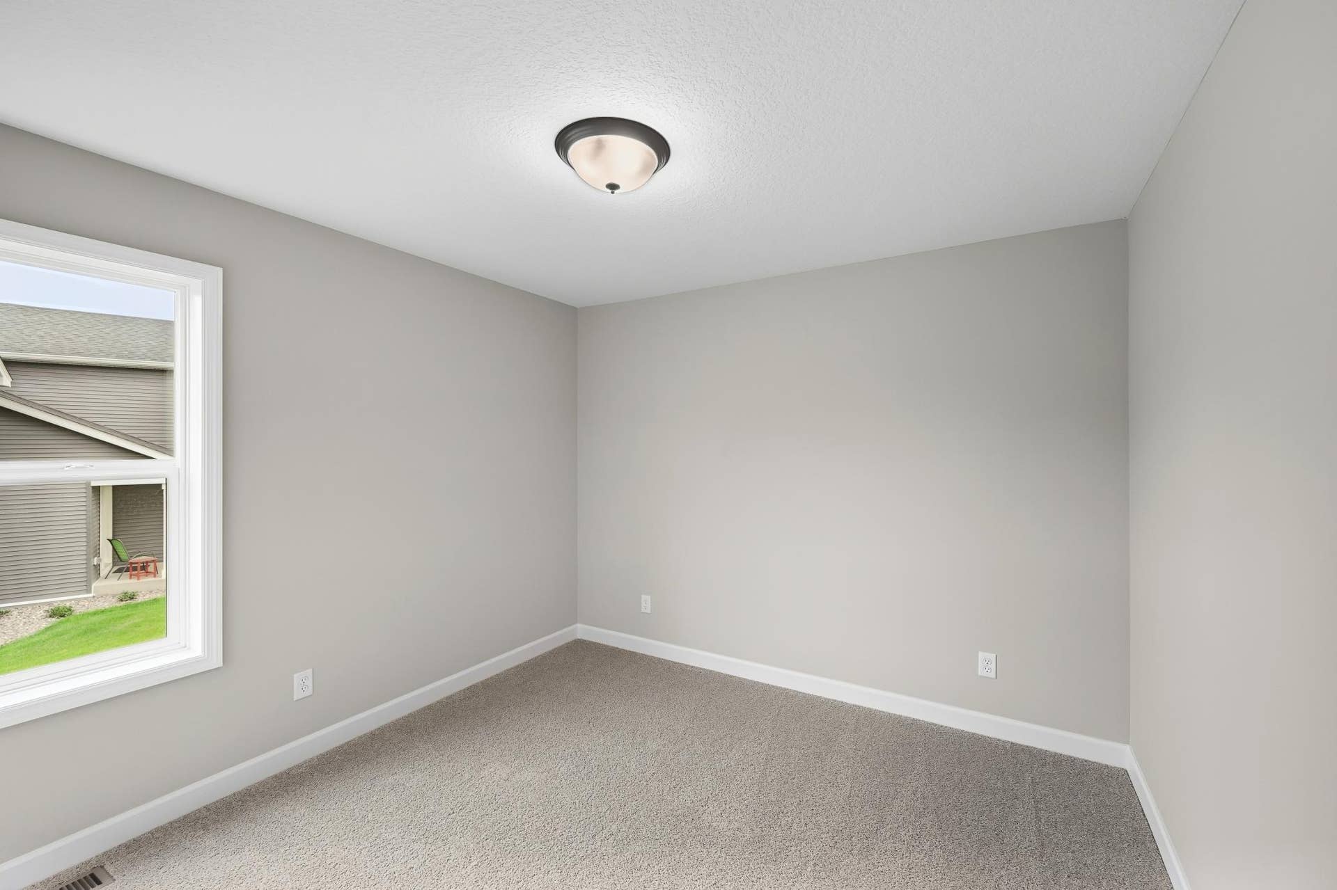 Upper Level Bedroom 2 - The Crestview at 810 Walnut Ct in Oakview Ridge!