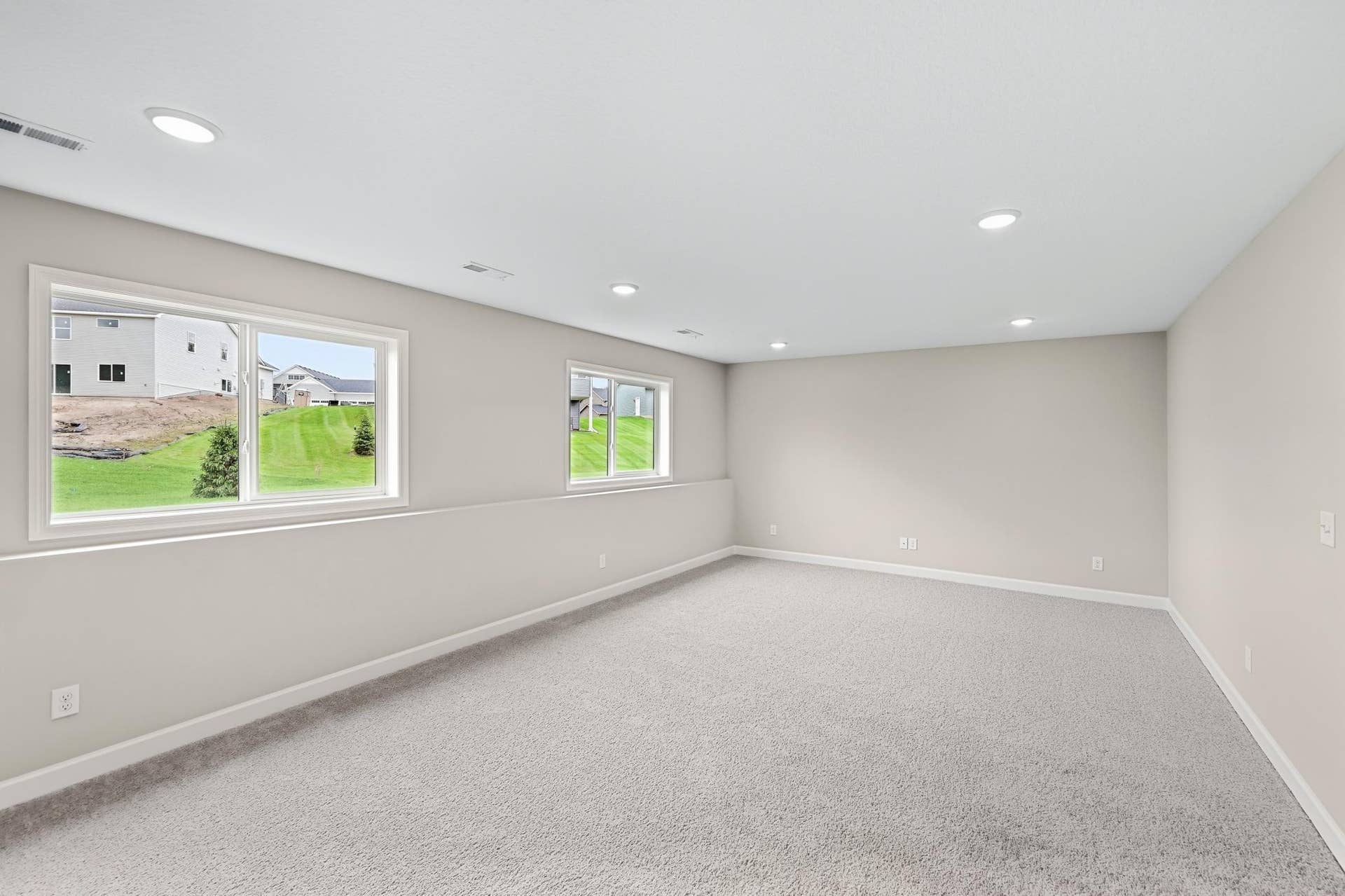 Finished Lookout Lower Level - The Crestview at 810 Walnut Ct in Oakview Ridge!