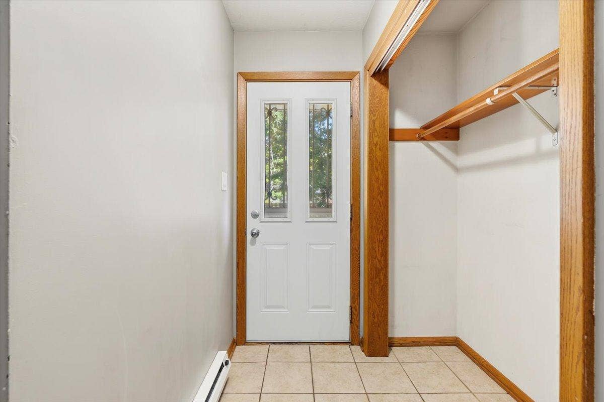 1284 12th Avenue N, Saint Cloud, MN 56303 1284 12th Avenue N, Saint Cloud, MN 56303