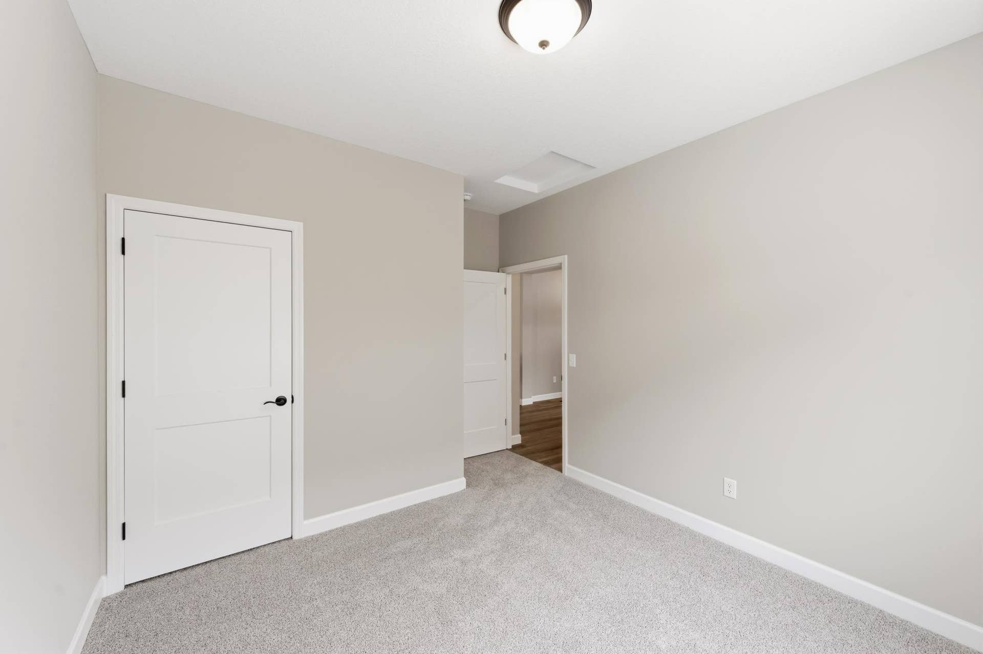 284 Emmy Lane, Hanover, MN 55341 *Photo from a previously completed Lakewood home - finishes and selections will vary.