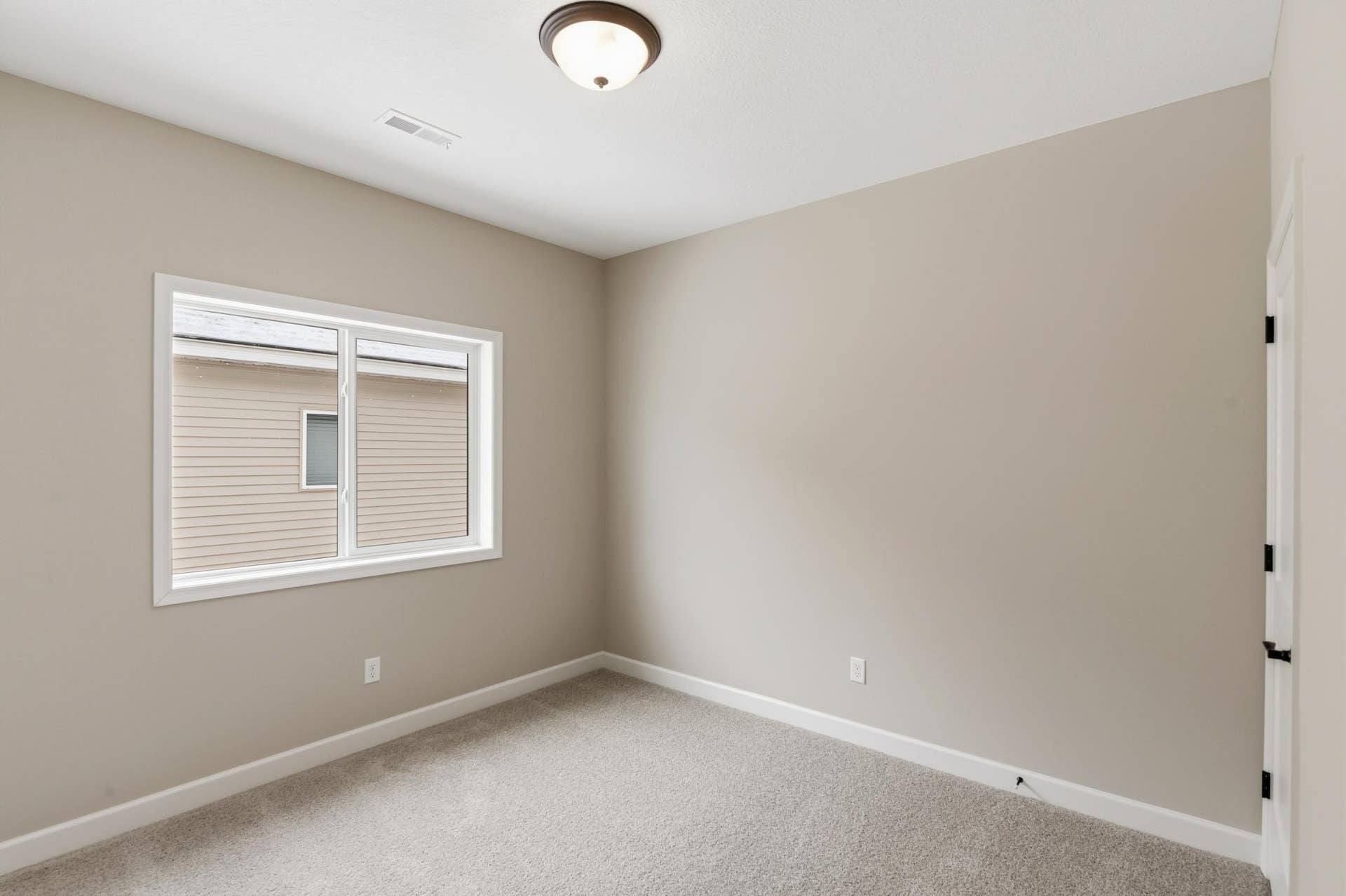284 Emmy Lane, Hanover, MN 55341 *Photo from a previously completed Lakewood home - finishes and selections will vary.