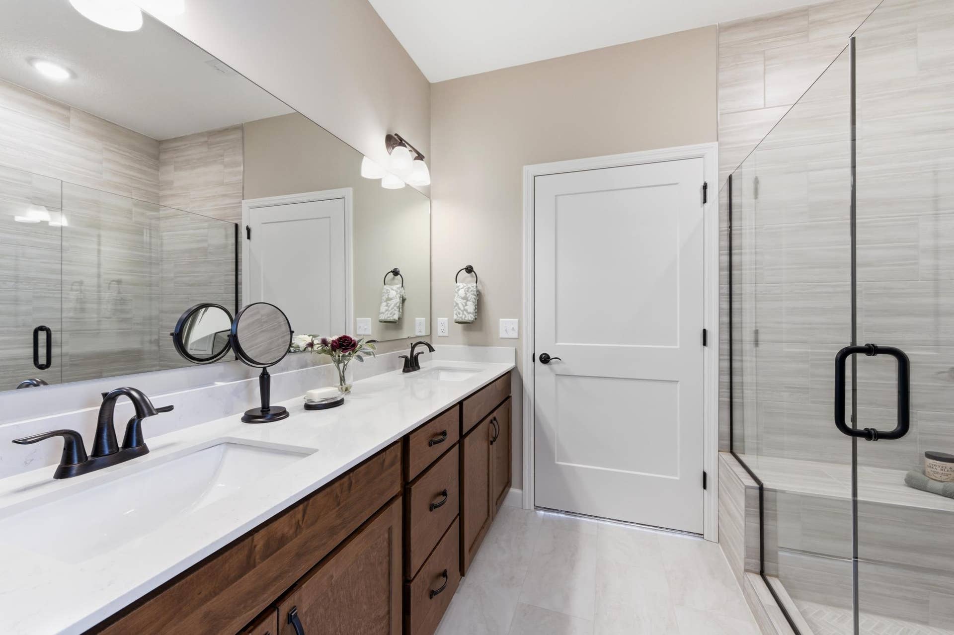 284 Emmy Lane, Hanover, MN 55341 *Photo from a previously completed Lakewood home - finishes and selections will vary.