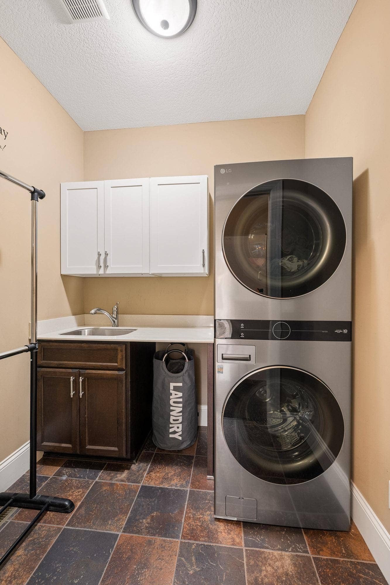 11003 Wesley Dr-MLS-29.jpg