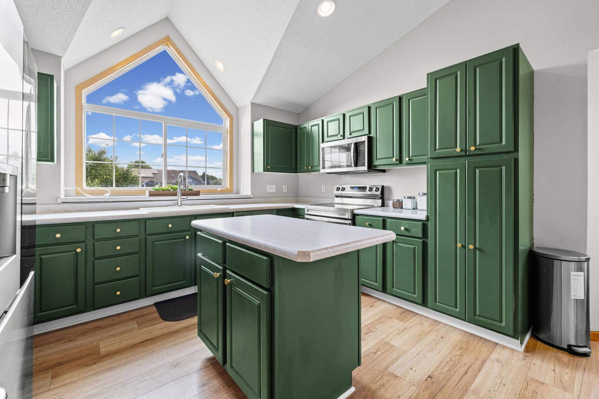 2044 Pheasant Run Street, Shakopee, MN 55379 1V5A2826_web.jpg