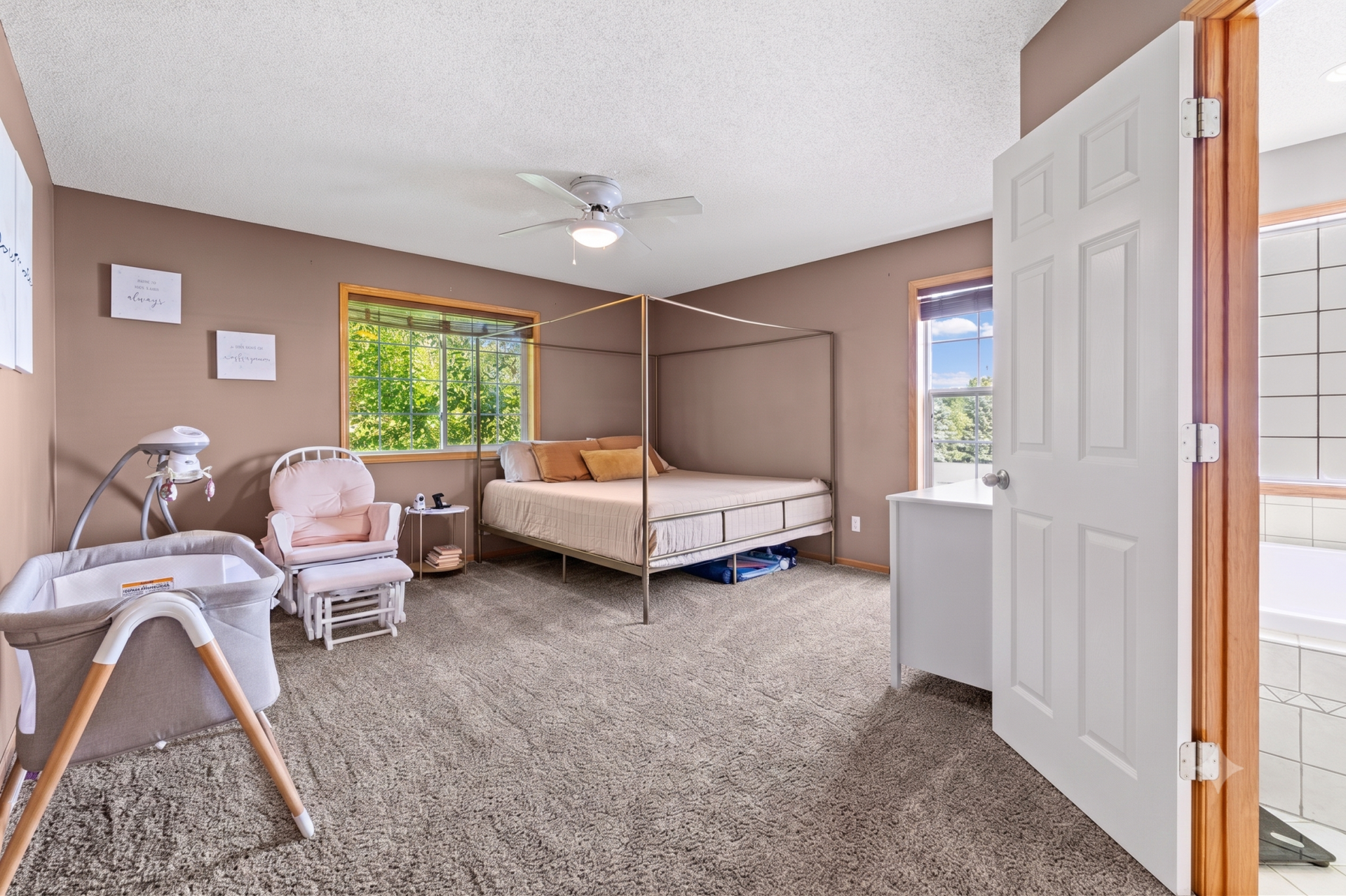 2044 Pheasant Run Street, Shakopee, MN 55379 2044 Pheasant Run Street, Shakopee, MN 55379