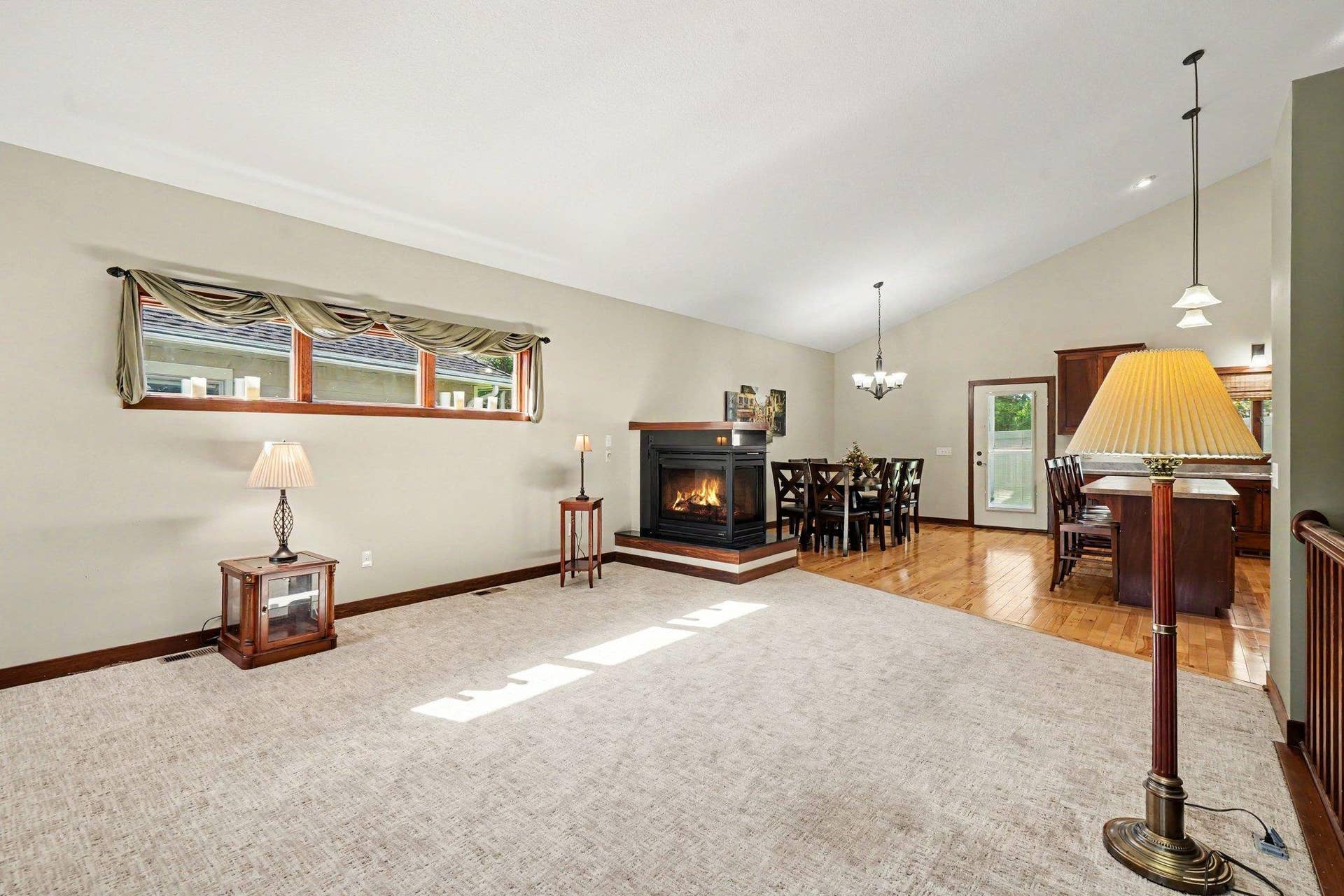 11040 Dahlia Street NW, Coon Rapids, MN 55433 008_file_5038.jpg