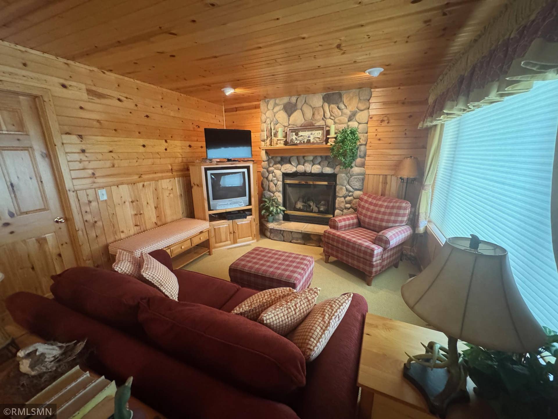 48498 190th Place, McGregor, MN 55760 Lastavich Cabin - 43.jpeg