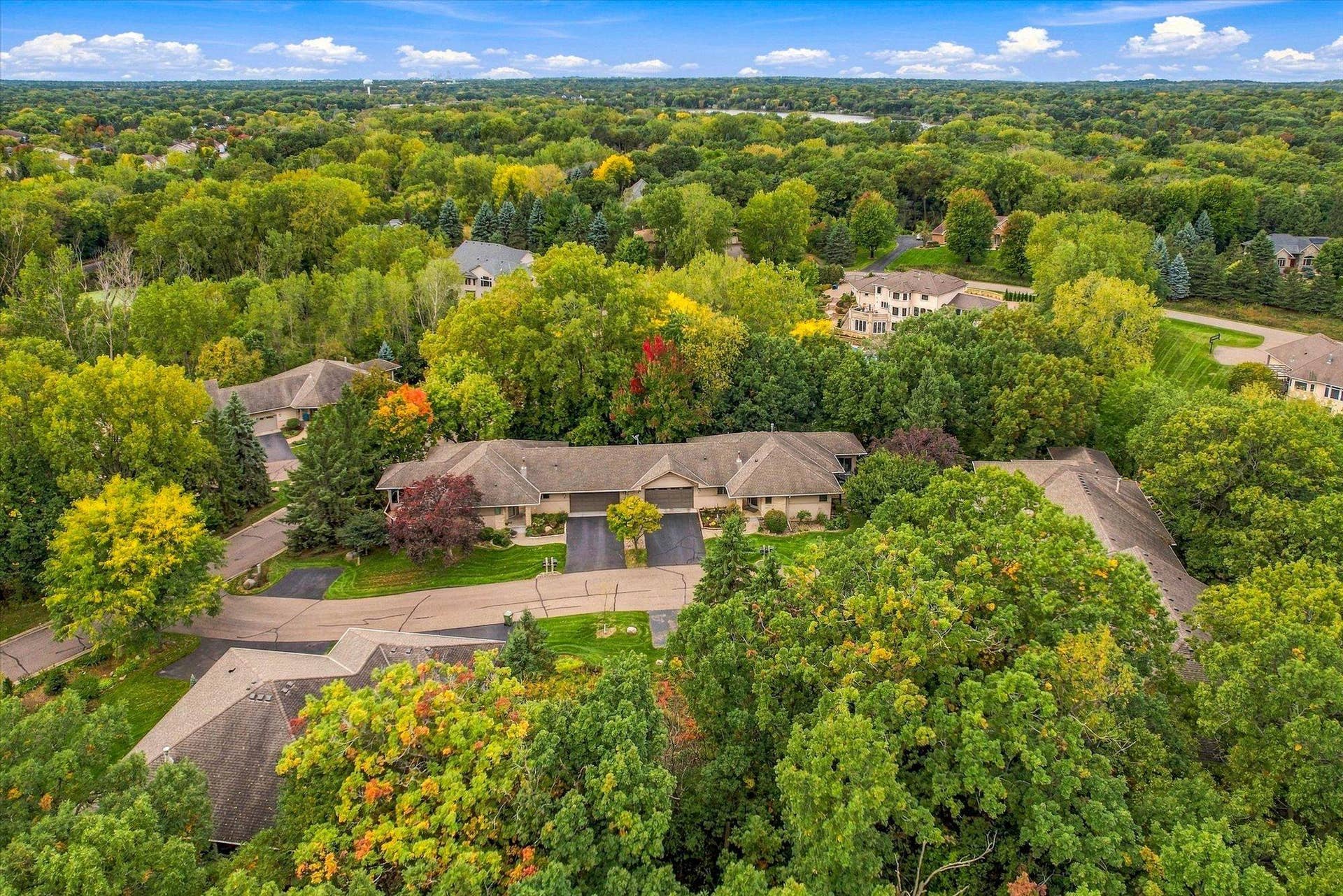 5 Summit, North Oaks, MN 55127 5 Summit, North Oaks, MN 55127