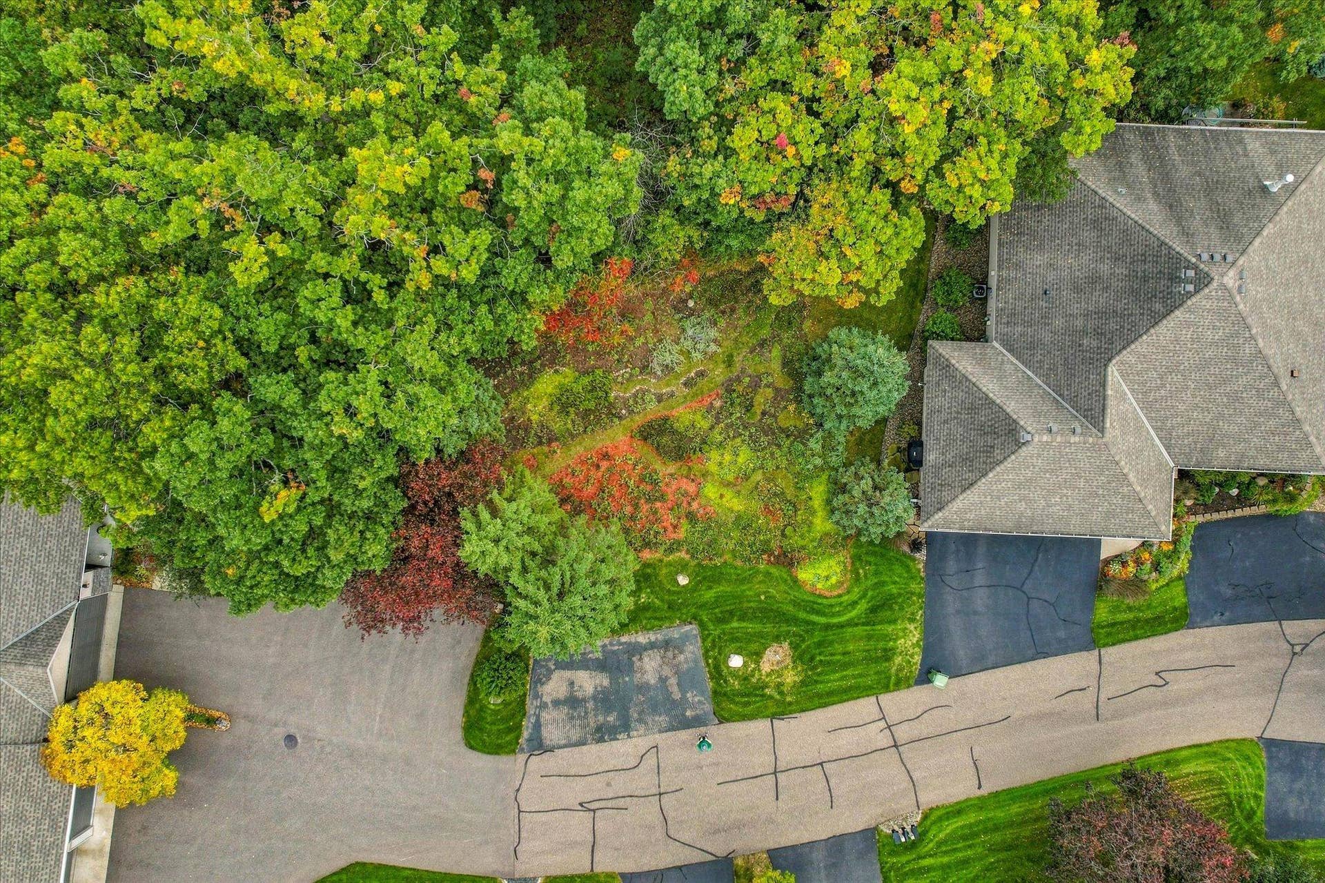 5 Summit, North Oaks, MN 55127 5 Summit, North Oaks, MN 55127