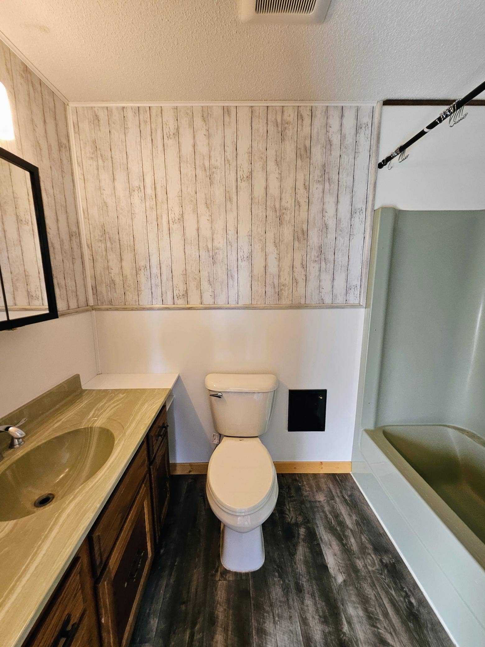 312 Melby Avenue, Ashby, MN 56309 Master Bath