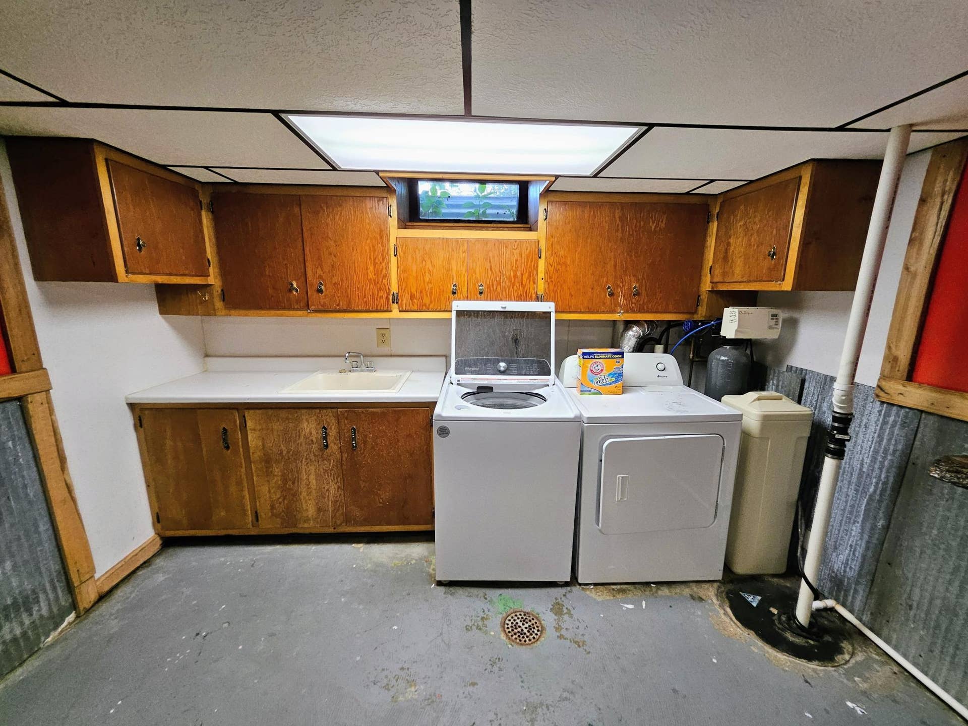 312 Melby Avenue, Ashby, MN 56309 Laundry