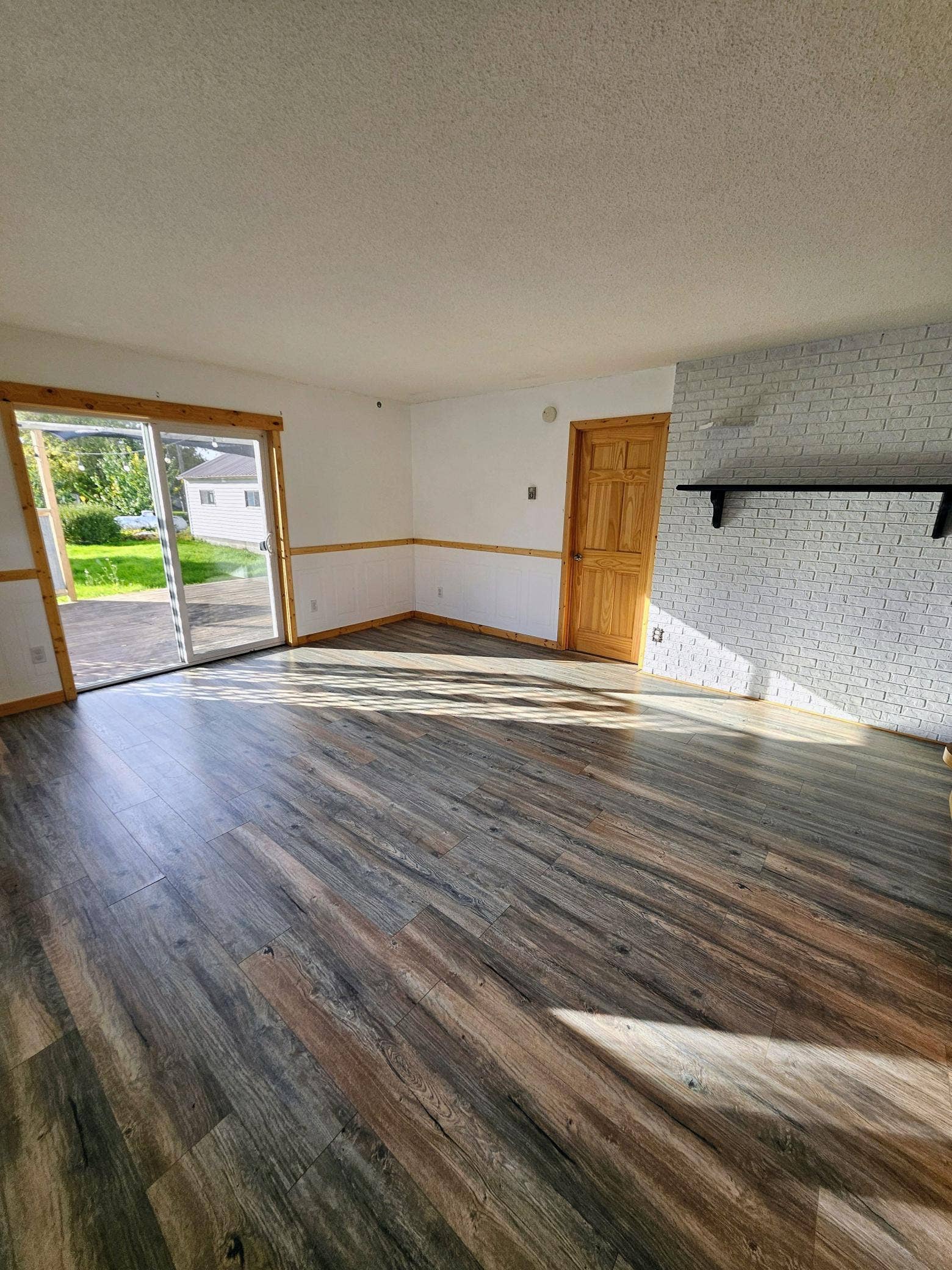 312 Melby Avenue, Ashby, MN 56309 Living Room