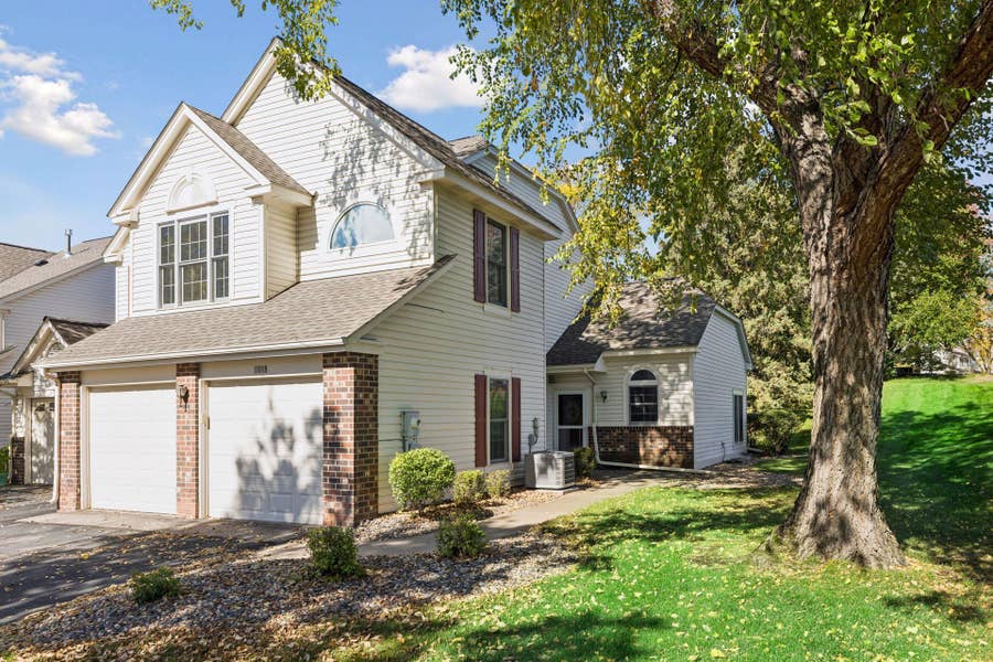 Property photo for 11018 Oregon Curve, Bloomington, MN