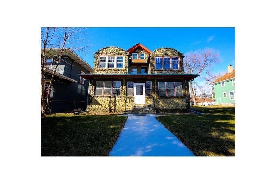Property photo for 911 Dayton Avenue, Saint Paul, MN