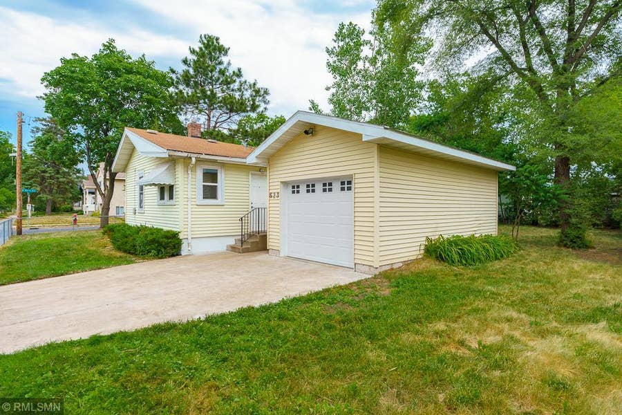 Property photo for 623 46th Avenue N, Minneapolis, MN