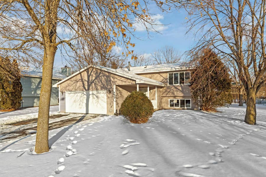 Property photo for 9624 Washburn Avenue N, Brooklyn Park, MN