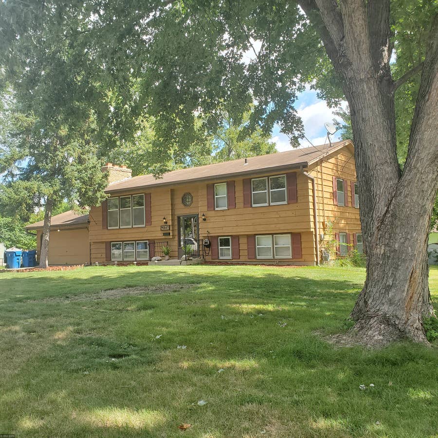 Property photo for 9847 Wentworth Avenue S, Bloomington, MN