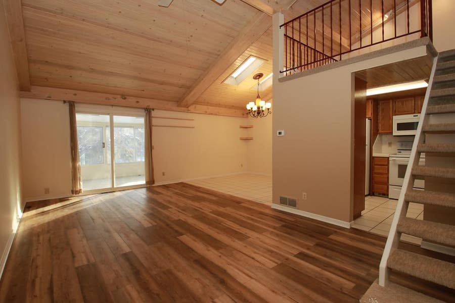 Property photo for 329 Shawnee Trail, Shakopee, MN