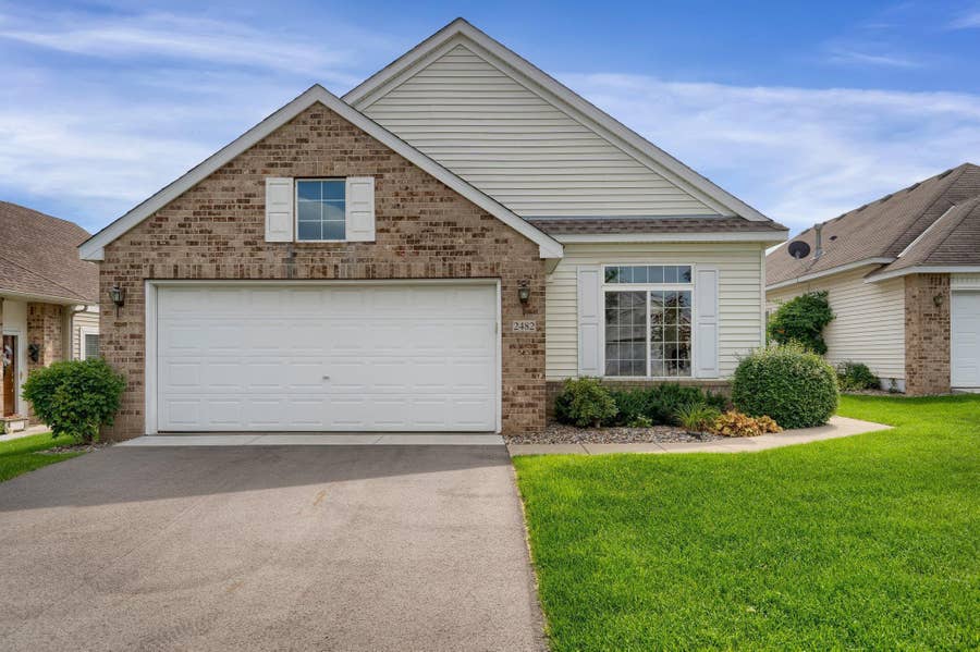 Property photo for 2482 Prairie Oak Trail, Woodbury, MN