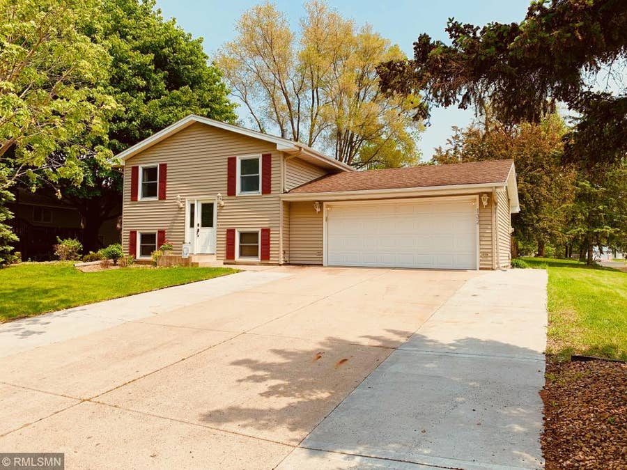 Property photo for 132 Alden Circle NE, Fridley, MN