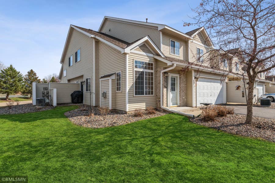 Property photo for 2210 Boulder Point, Shakopee, MN