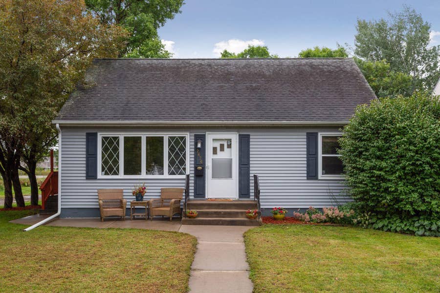 Property photo for 2676 15th Avenue E, North Saint Paul, MN