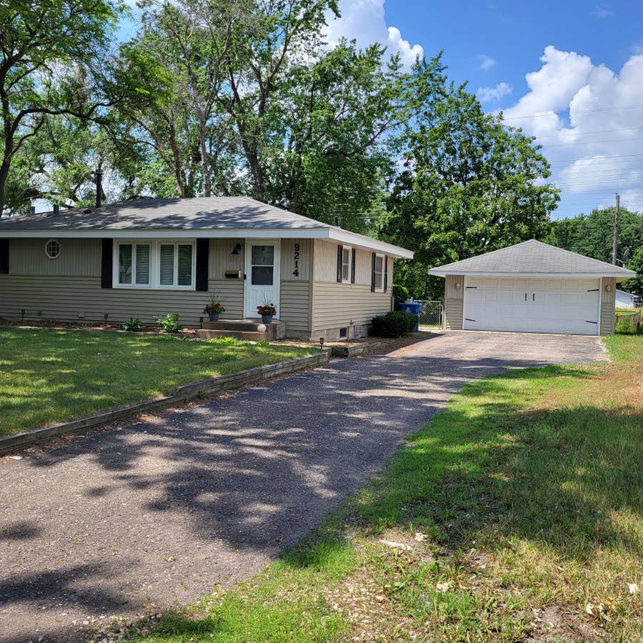Property photo for 9214 S Columbus Avenue S, Bloomington, MN