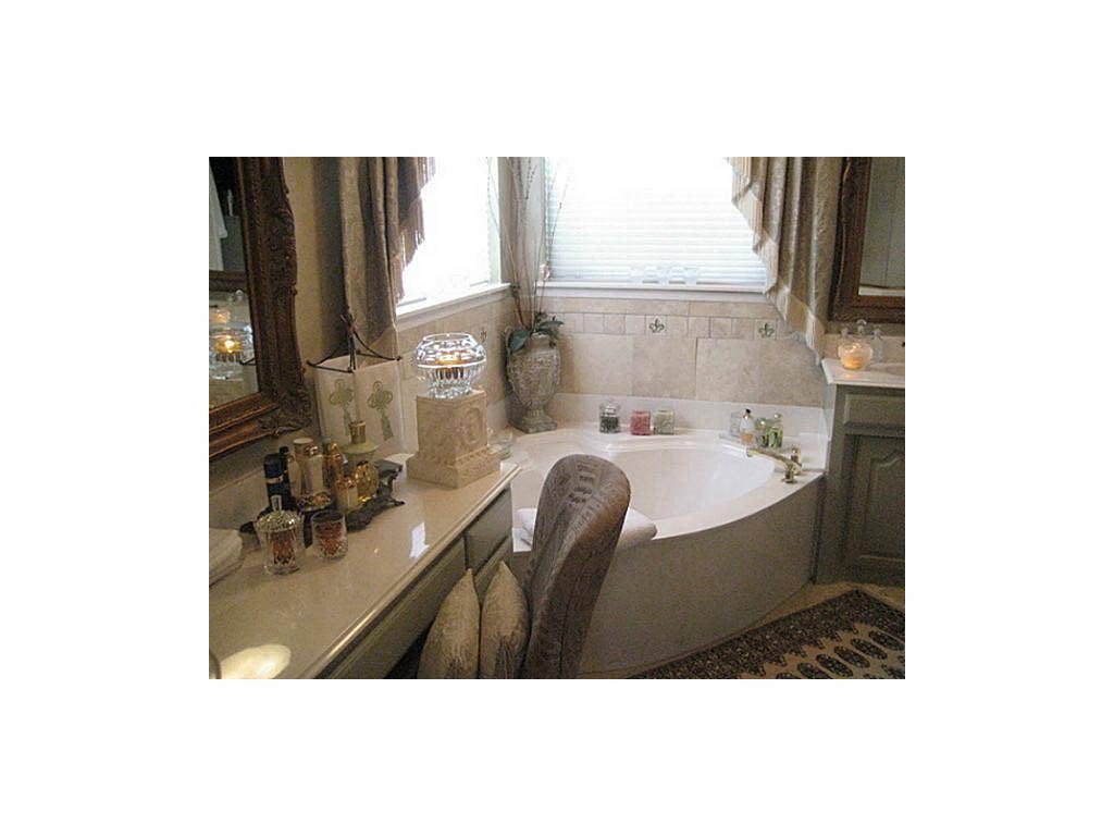 5319 Gatesworth Lane, Dallas, TX 75287 5319 Gatesworth Lane, Dallas, TX 75287