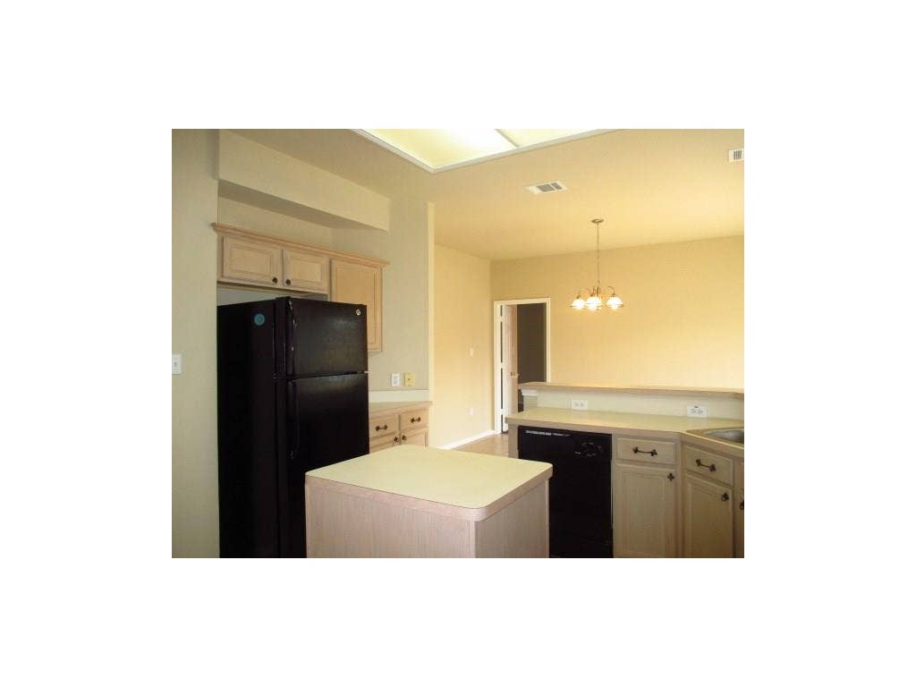 7418 Euclid Drive, Rowlett, TX 75089 7418 Euclid Drive, Rowlett, TX 75089