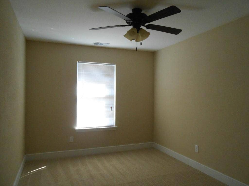 1930 Cross Oaks Drive, Lancaster, TX 75146