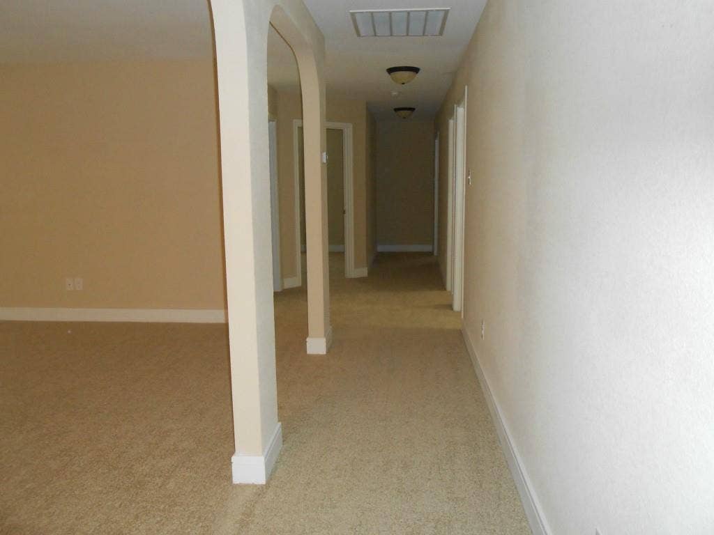 1930 Cross Oaks Drive, Lancaster, TX 75146