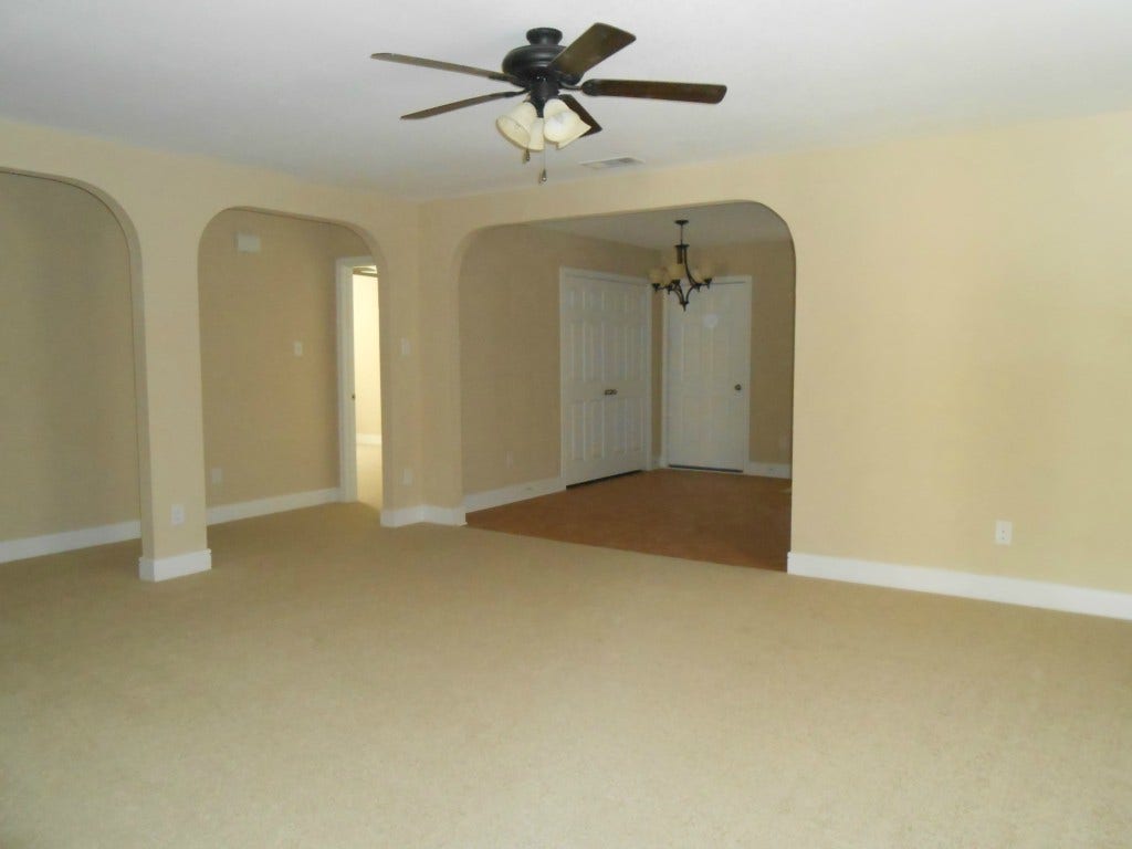 1930 Cross Oaks Drive, Lancaster, TX 75146