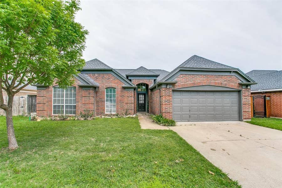 Property photo for 7016 Thomas Place, Watauga, TX