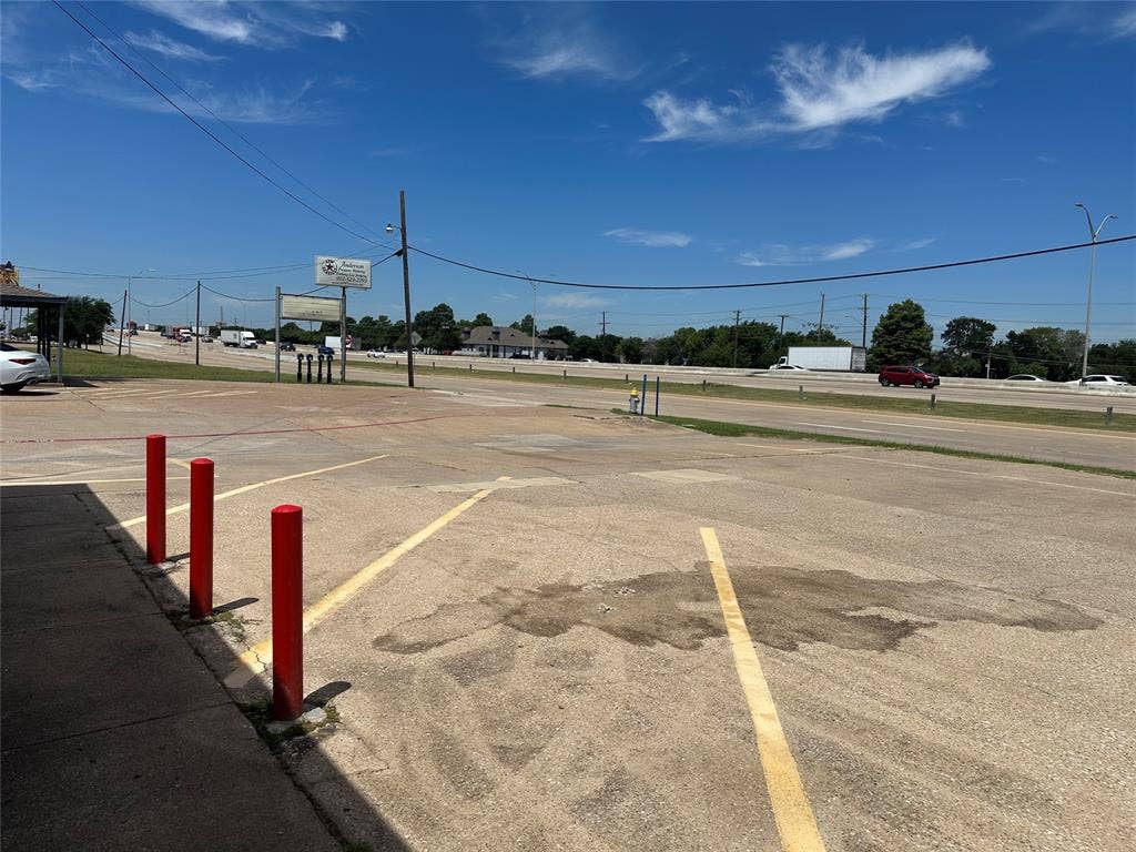 710 E Interstate 30, #B, Garland, TX 75043