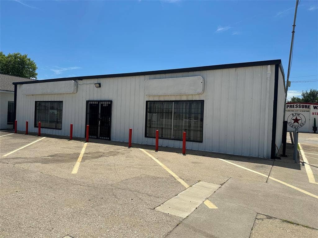 710 E Interstate 30, #B, Garland, TX 75043